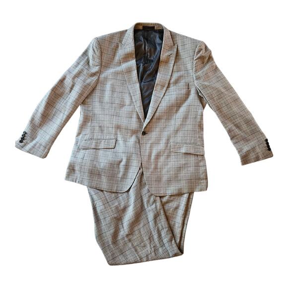 Mens Vitali Three Piece Suit Vested Suit Brand New 48R 43W Gray plaid - Picture 2 of 15